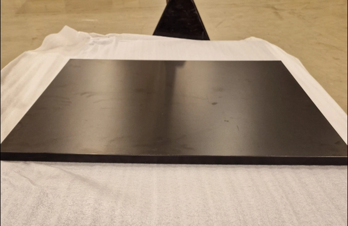Laminat bordplate 700x600, sort