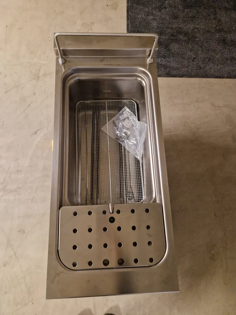 Icon9000 pastakoker 40L - Red Line