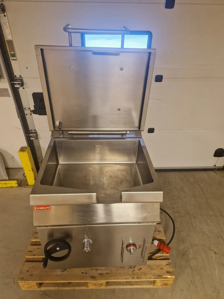 Gamma 700 stekepanne med tipp